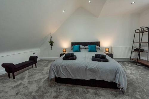 Stunning New Build House Near Clatterbridge