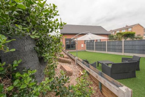 Stunning New Build House Near Clatterbridge
