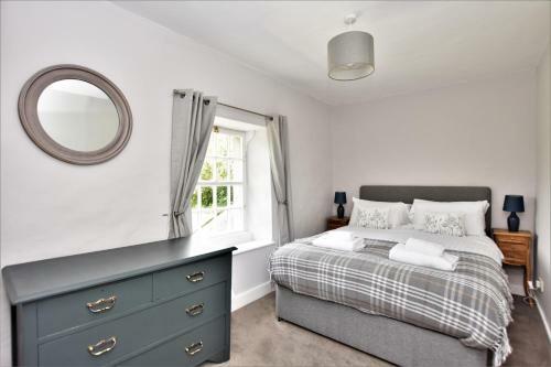 Mackereth Cottage - Sleeps 6 Near Cartmel