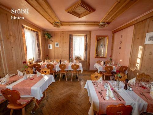 Posada Hotel R�tia
