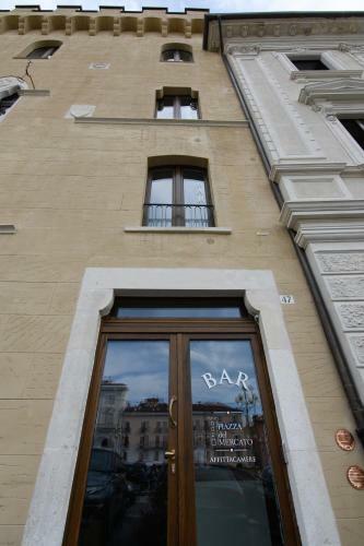Bed & Breakfast Piazza Del Mercato