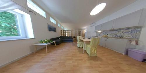 Apartamento Ampio Monolocale In Villa Con Giardino