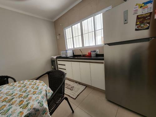 Casa 3 Dorm. 1 Suite Gar