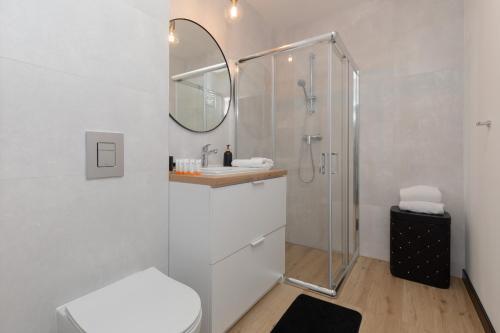 Baltic Apartment Marynarska By Renters
