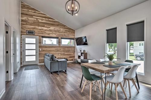 Sleek Fort Wayne Home Near Dtwn Attractions!