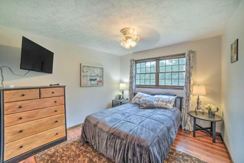 Indiana Countryside Retreat On 37-acre Land!