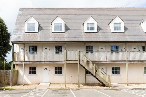 Apartamento 5 Star Guest Rating Flat With Indoor Pool Onsite