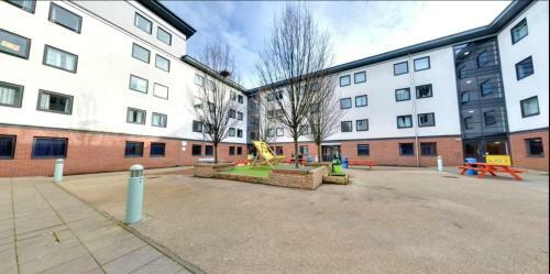 Albergue Vibrant Rooms For Students Only, Bath - Sk