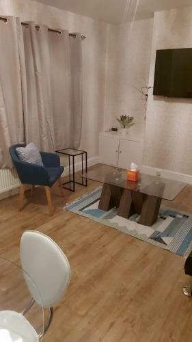 White Shelf Apartment