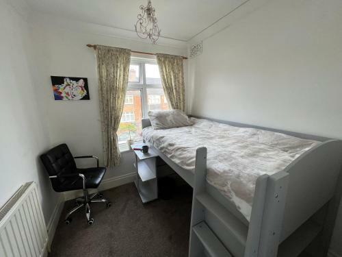 Silver House In Gravesend/kent