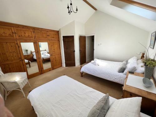 The Stable At Easton Is Close To Salcombe