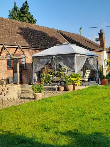 Nar River B&B