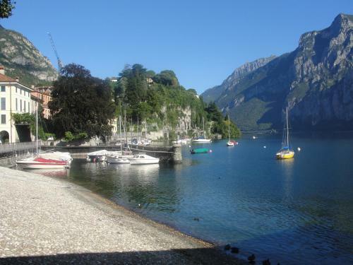 Bed & Breakfast Villa I Pavoni Lake & Luxury