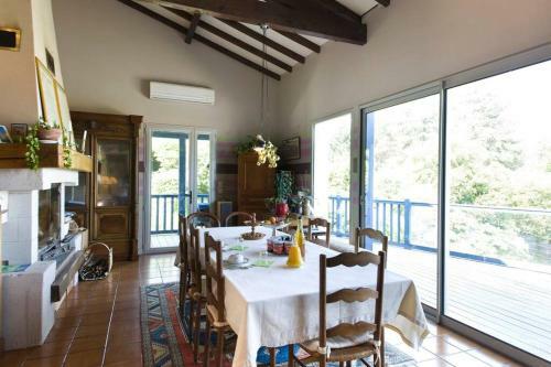 Hostal Le C�dre Bleu