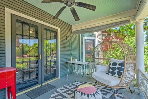 Idyllic Abode With Porch About 2 Mi To Downtown!