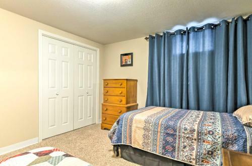 Hutchinson Apartment, Near Kansas Fairgrounds