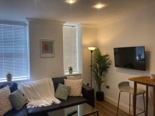 Hostal Modern Double Room In City Center Apartment- 2