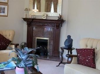 Hostal Brook Manor Lodge
