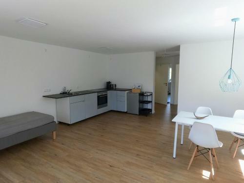 Apartamento Gro�z�giges, Helles Und Modernes Hiloa-apartment