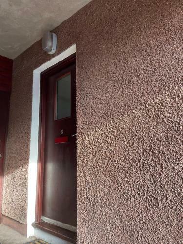 Apartamento Cosy Cottage In Kveldrso Gardens