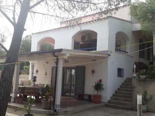 Villa Apartment With Mountain And Sea Views Wifi
