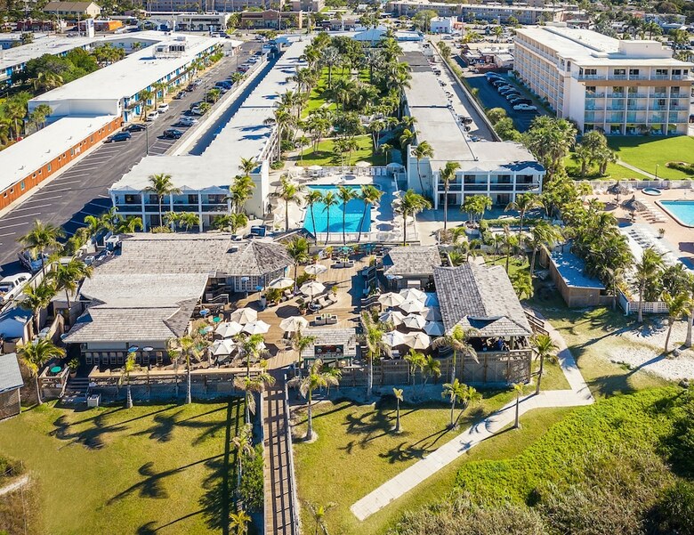 Hotel Beachcomber Beach Resort