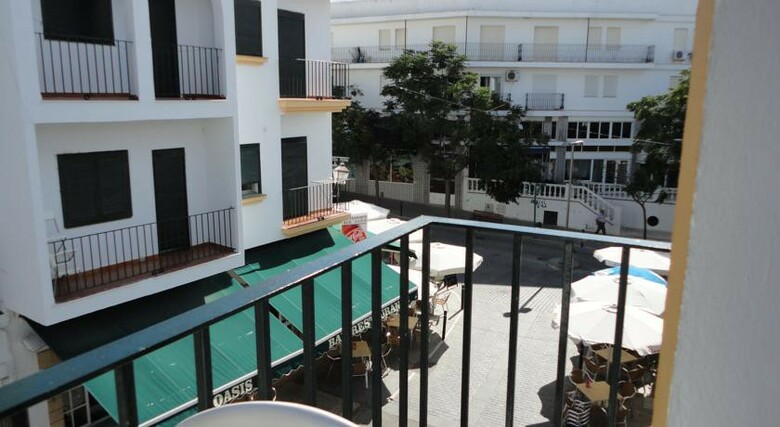Hotel Oasis