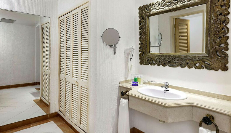 Hotel Camino Del Mar