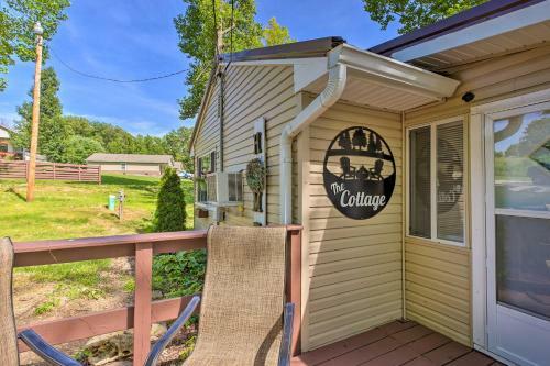 Charming Somerset Cottage Near Boat Ramps!
