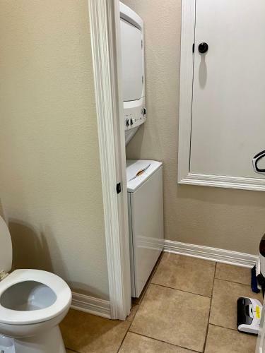 Upscale Downtown Apartment
