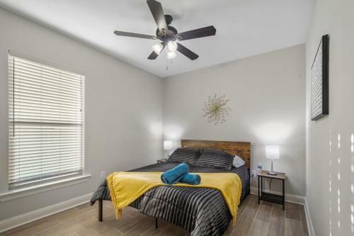 Central, New & Modern: Your Space Away From Home!!