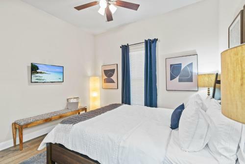 Boho Retreat! Home Away From Home!