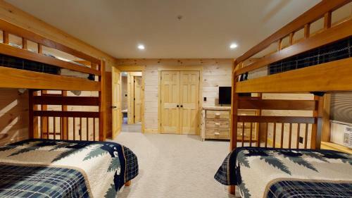 Winters Way Cabin