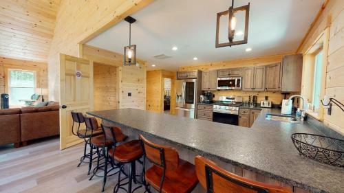 Winters Way Cabin