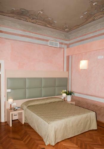 Hotel Villa Maternini