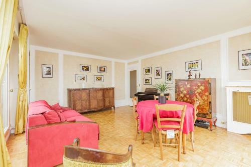 Apartamento Bright 70 M With Garden Near Paris
