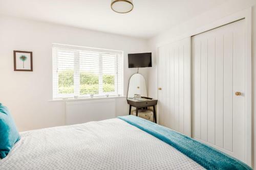 6 Chatterton Mews