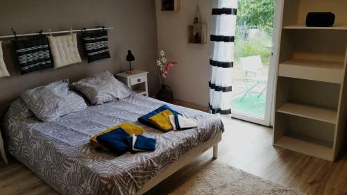 Hostal Chambre D H�tes Ind�pendante Dans Village M�di�val