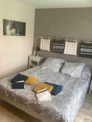 Hostal Chambre D H�tes Ind�pendante Dans Village M�di�val