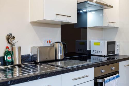 Modern And Stylish 1 Bedroom Apartment Manchester