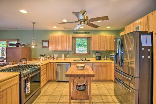 Scenic Little Ossipee Lake Retreat With Grill!