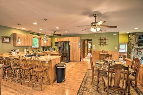 Scenic Little Ossipee Lake Retreat With Grill!