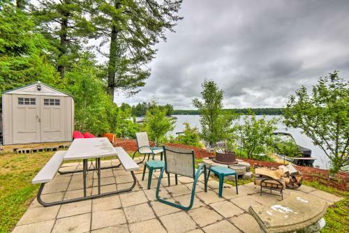 Scenic Little Ossipee Lake Retreat With Grill!