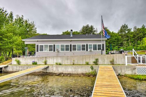 Scenic Little Ossipee Lake Retreat With Grill!