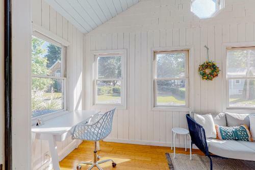 Beach Rose Bungalow