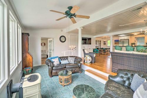 Grasonville Home With Private Pool On The Water