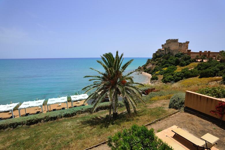 Hotel Falconara Charming House & Resort