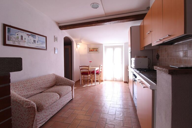 Hostal B&B La Rocca
