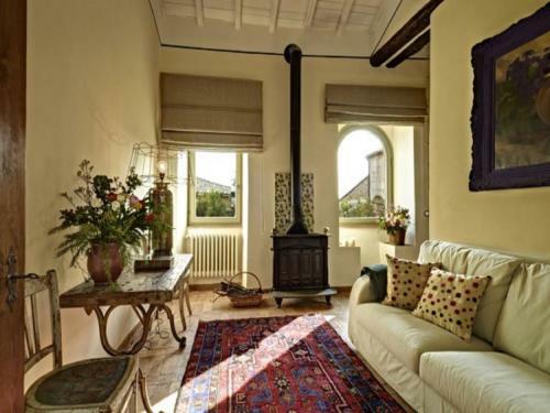 Bed & Breakfast Corte Della Maest� Antica Residenza