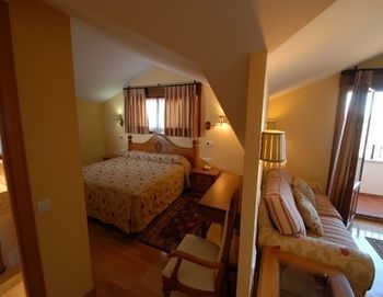 Hotel Pe�arrubia
